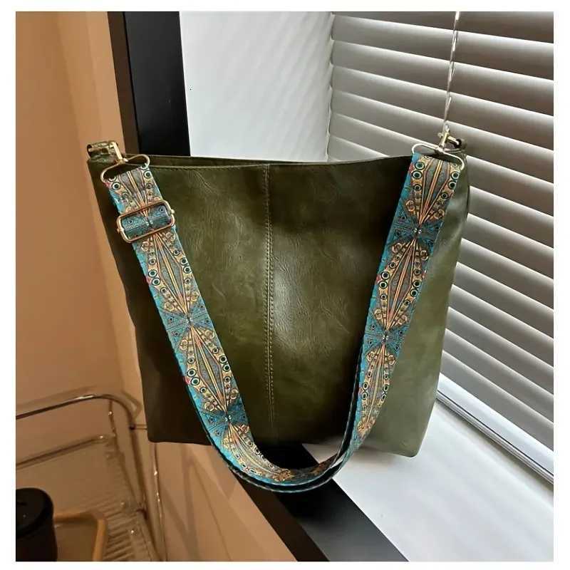1pc Boho Chic Faux Leather Shoulder Bag for Women Large Capacity Crossbody Tote with Vintage Wide StrapW251115