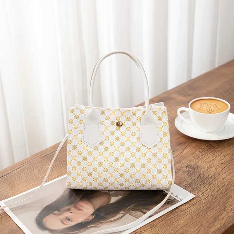 Urban Minimalist Retro Printed Shoulder Bag Mini Contrasting Bags Fashionable Large Capacity Diagonal Cross HandbagsW251115