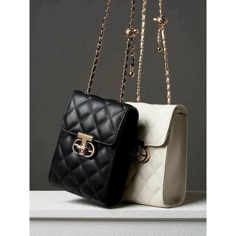 Designer Bag 2024 New Genuine Leather Mini Mobile Phone Women's Summer Commuting Crossbody Small High-End Chain Bag Trend