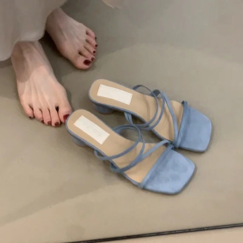 Summer Womens Open Lace Slide Fashion Narrowband Slide Womens Outdoor Street Style Low Heels Shoes 250411