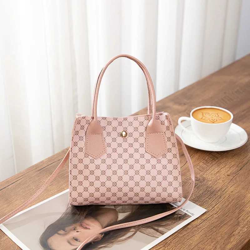 Urban Minimalist Retro Printed Shoulder Bag Mini Contrasting Bags Fashionable Large Capacity Diagonal Cross HandbagsW251115