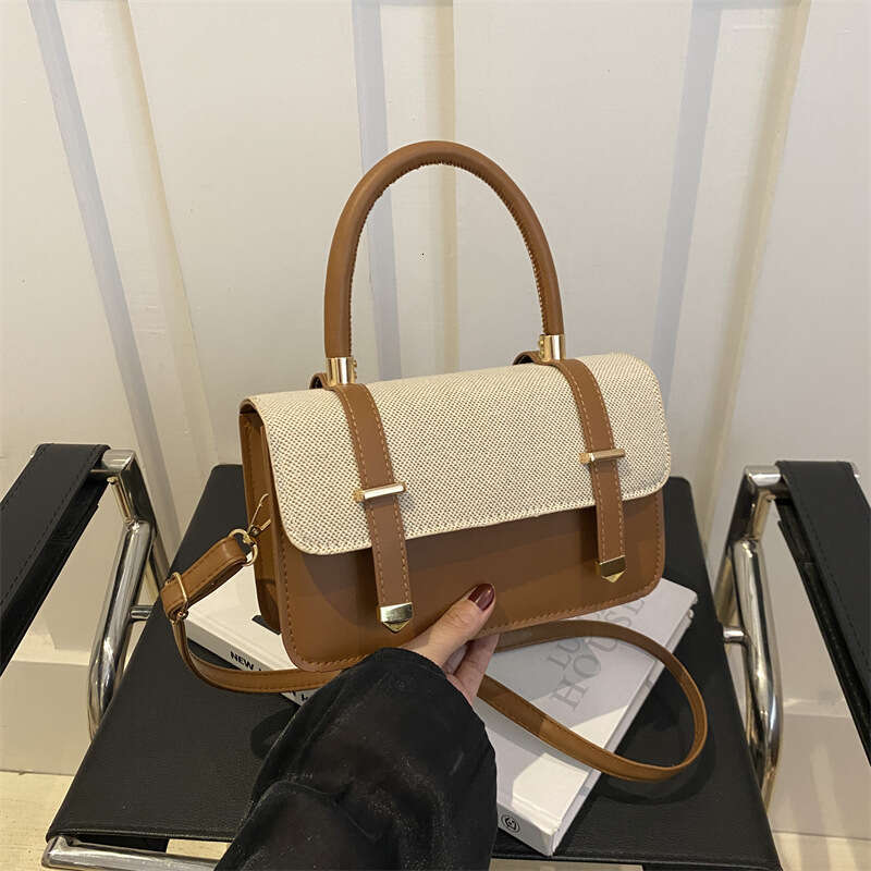 Handmade Beach Bag 2025 New Style Design Single Shoulder Crossbody Stylish Contrast Splicing Belt Decorative Handheld Women's Bag Kq2