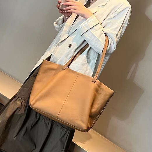 Mm Women's Bags Head Layer Cowhide Tote With Large Capacity For Women's Versatile Commuting Shoulder New Minimalist Shopping Underarm Bag