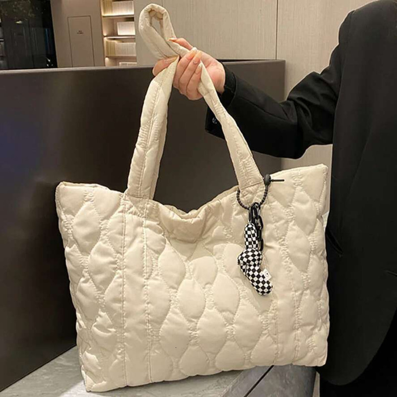 Autumn&Winter Women Cotton Padded Shoulder Large Capacity New Handbag Solid Quilted Tote Embroidered Thread Underarm Bag