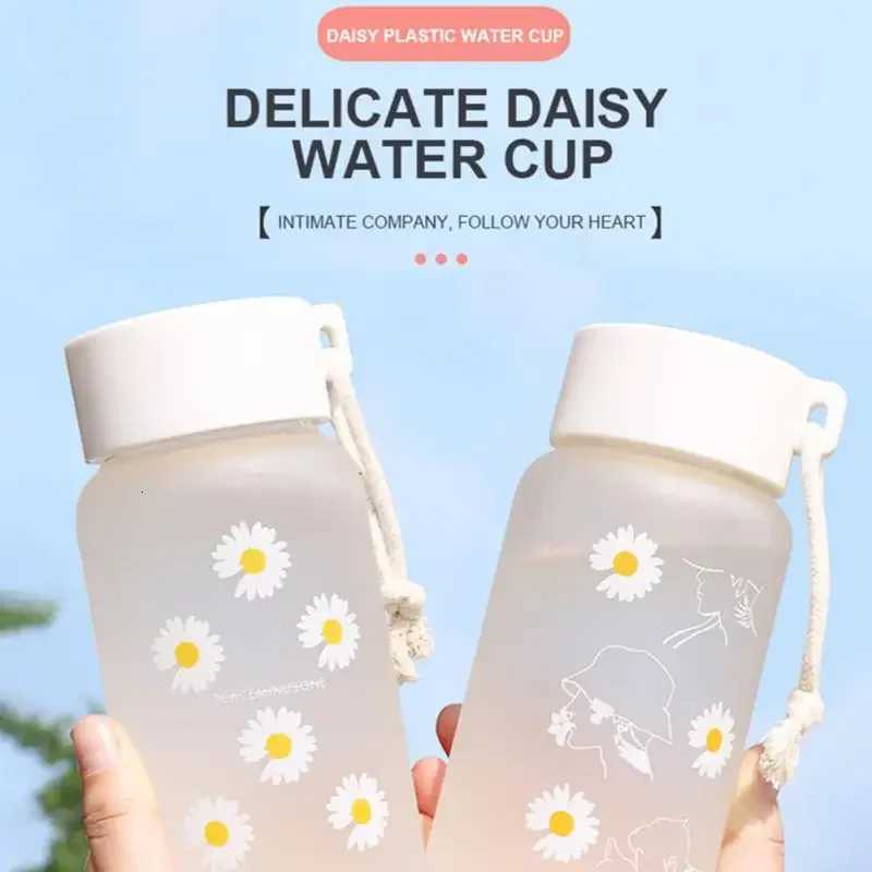 500ml Small Daisy Transparent Plastic Water Bottles BPA Free Creative Frosted Water Bottle With Portable Rope Travel Tea CupW251114