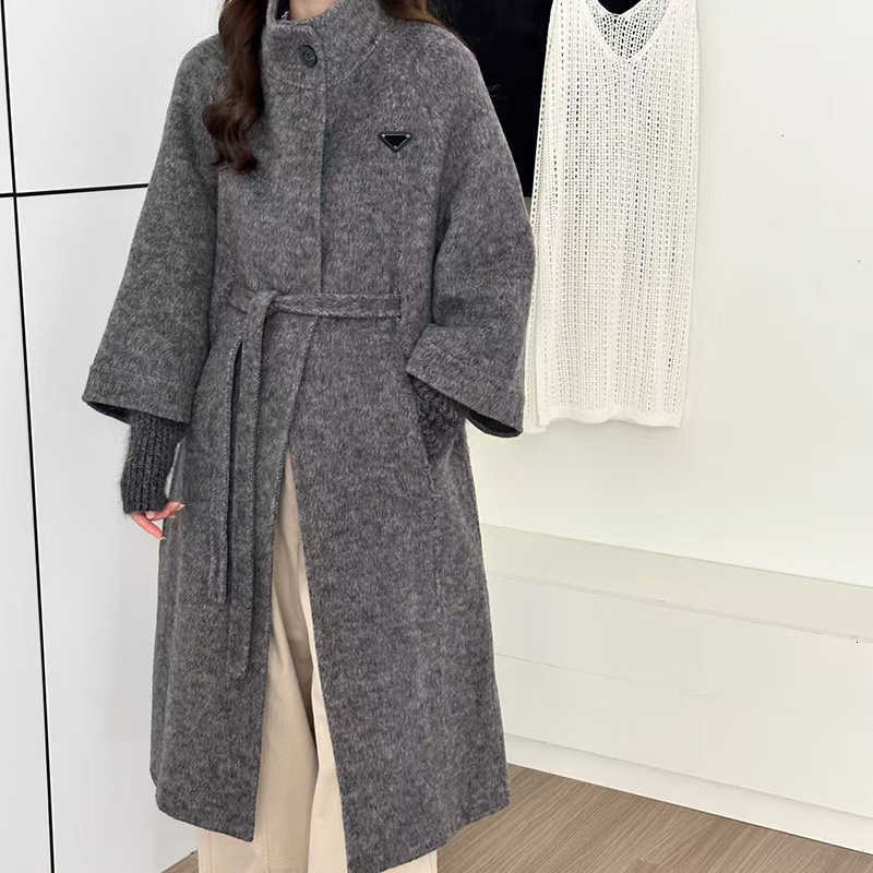 Women's Wool & Blends Designer Stand Collar Double-Sided Wool Coat Autumn Winter Style Elegant High-End Waist-Tie Slimming Cashmere Coat Jacket