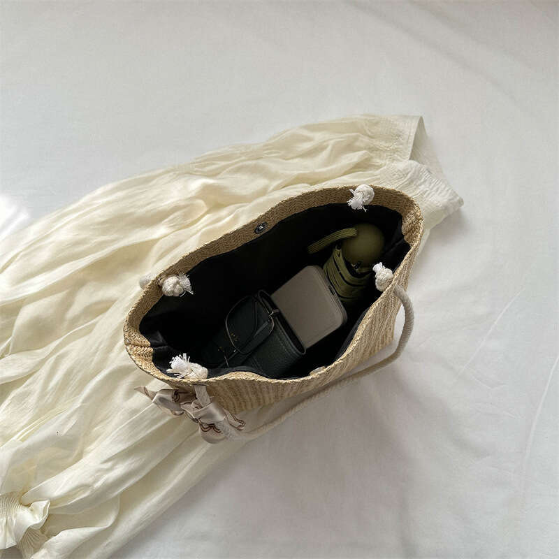 Handmade Beach Bag Women's Tote Large Capacity 2023 New Fashion Handbag Single Shoulder Underarm Grass Weaving Casual Bag Kq2