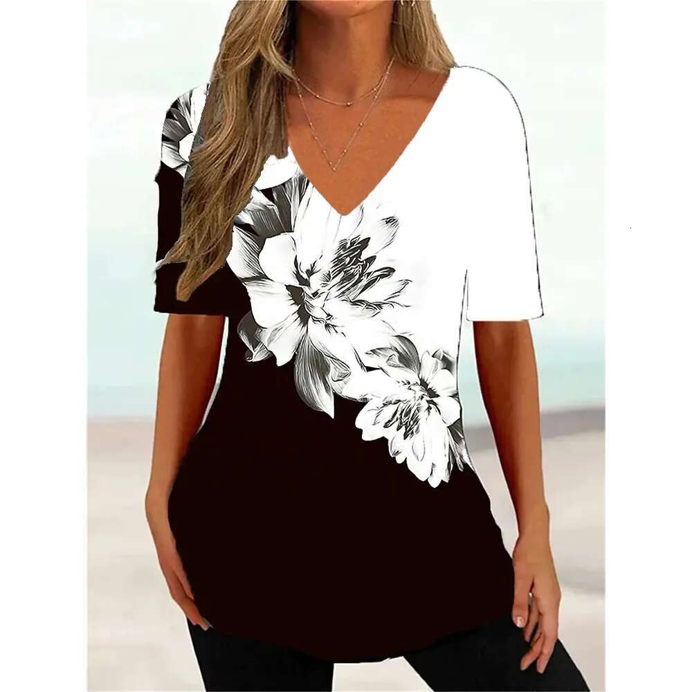 New Women's T Shirt Relaxed Ladies Clothes Blouse V-neck Fashion Short Sleeve Tees Female Oversized Sweatshirt Loose Pullover