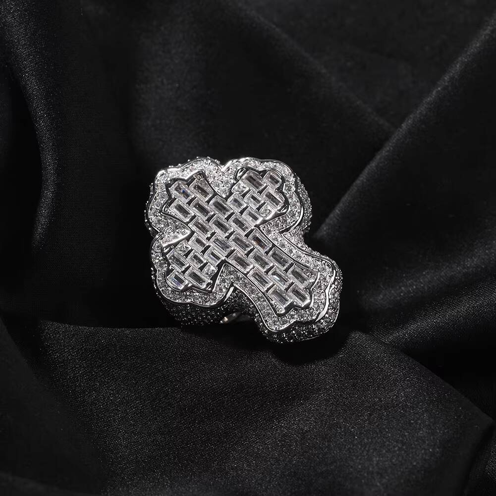 Top Icy Wholesale Trend Hip Hop Iced Out Cross Rings Fashion Jewelry 18K Gold Plated Baguette Ring for Men Women