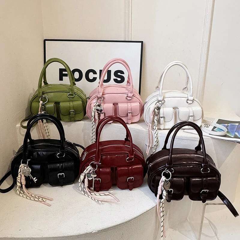 Brand Multi-Pocket Bowg Lady Batik Handbag Leather Buckle Design Shoulder Versatile Crossbody Bag