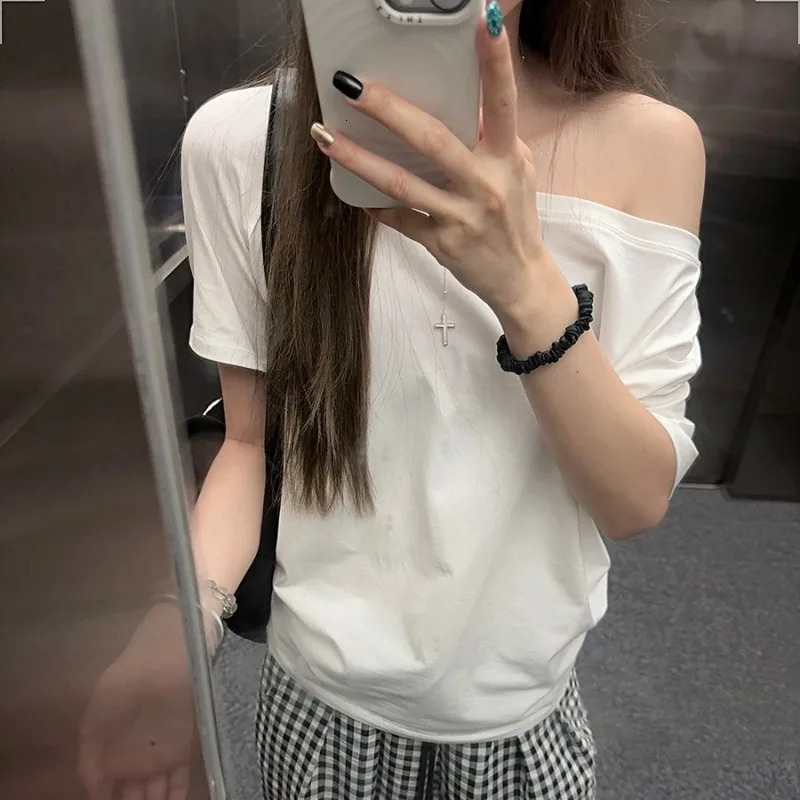 T-shirts Women Niche Off Shoulder Solid Short Sleeve Summer Chic Loose Casual Daily Simple Sexy Korean Trendy Street Tops 250415