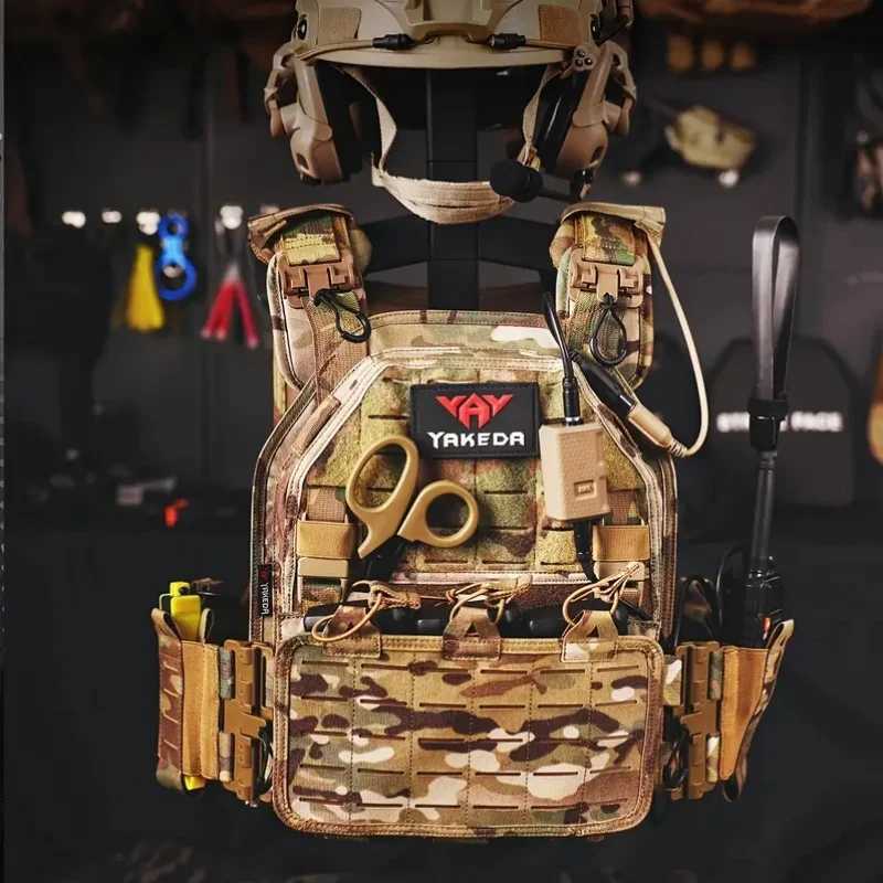 YAKEDA Tactical Vest Outdoor Hunting Plate Carrier Protective Adjustable Vest Airsoft Carrier Combat Equipment XJ250730XJ251114