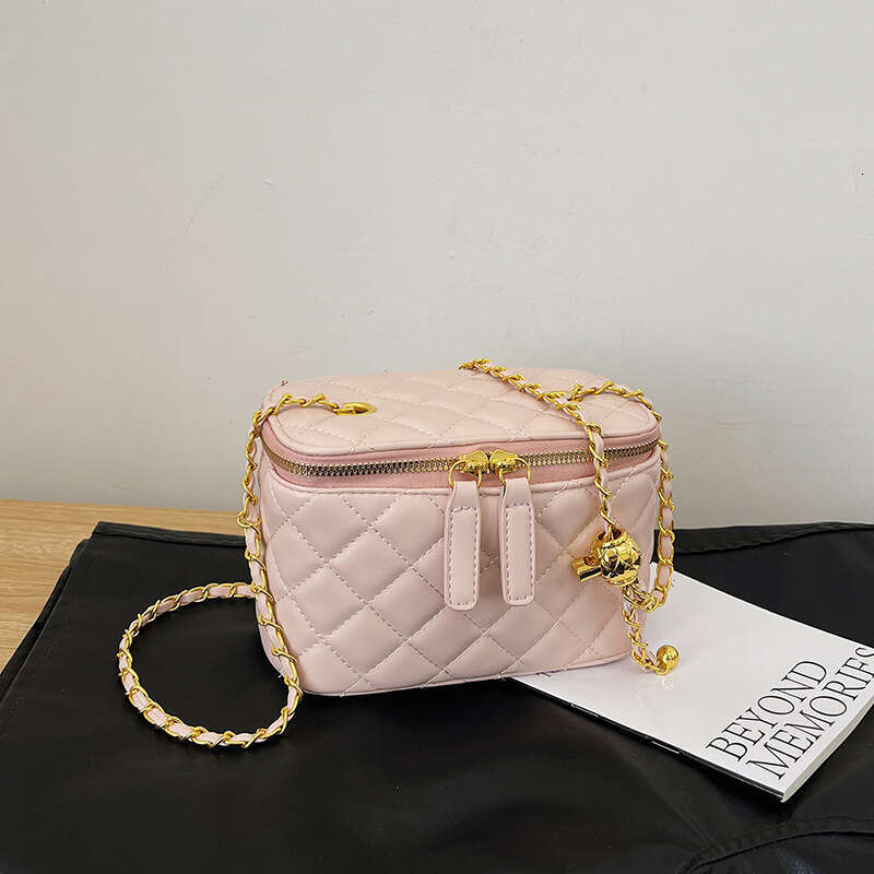 Spring and summer new niche box golden ball diamond grid chain small square bag, women's 2025 mini texture single shoulder crossbody bag