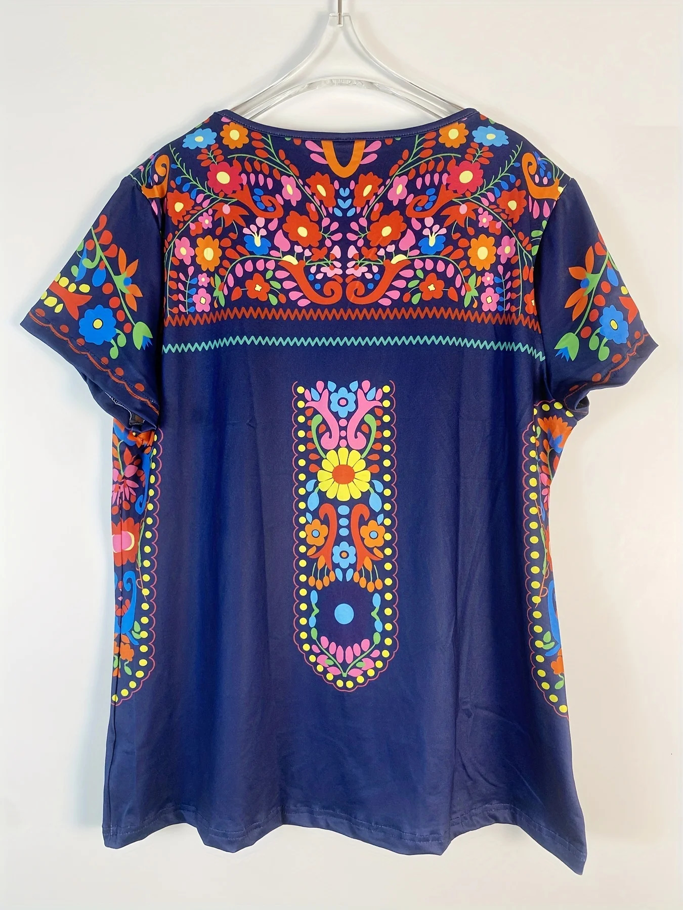 Plus Size Boho T-shirt Womens Plus Floral Print Short Sleeve Round Neck Slight Stretch T-shirt 250415