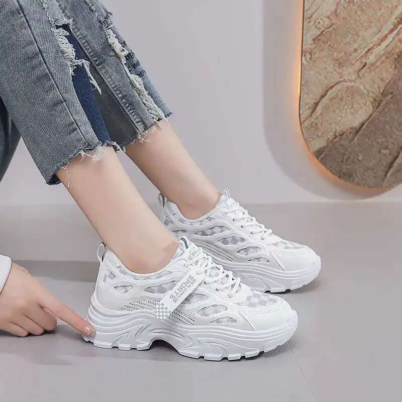 2025 new women's designer fashionable casual sports shoes