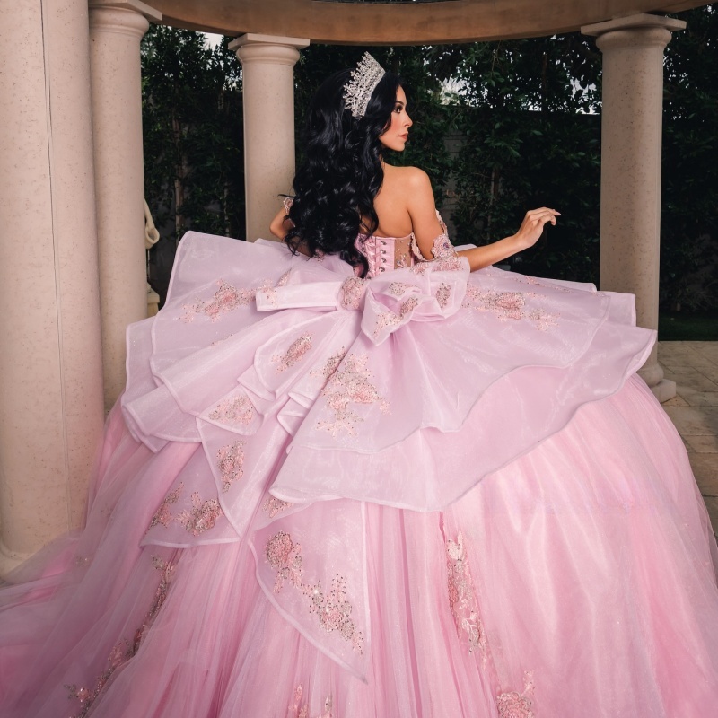 Pink Quinceanera Dresses Off Shoulder Ball Gown Sweet 16 Dress Applique Lace Beads Bow Tiered Tull Birthday Party Vestidos 15 De Anos