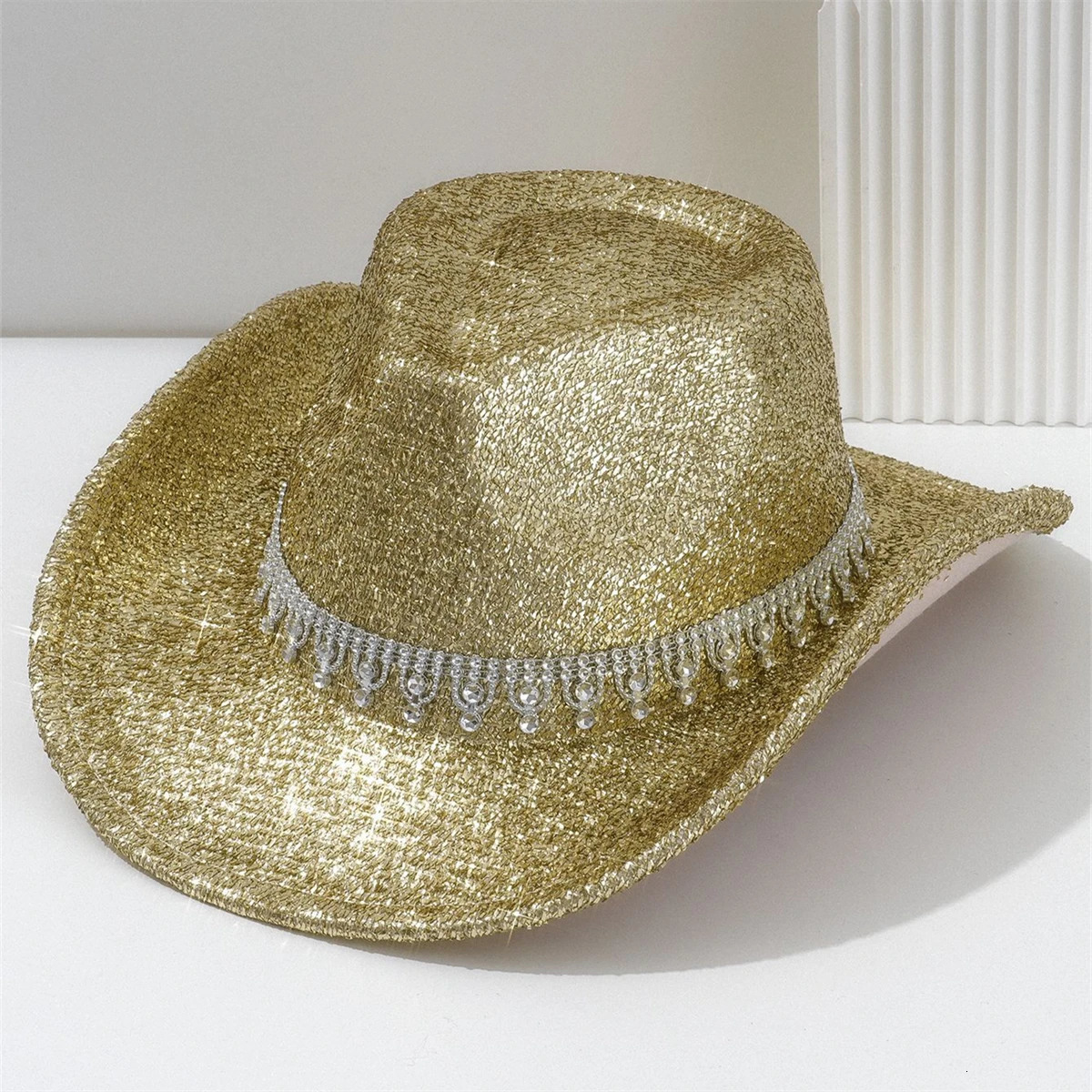 A Lady Western cowboy hat with Rhinestone ribbons sparkled silver jazz hat of all seasons for men to party in retro felt hats 250407