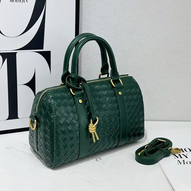 autumn and winter Argyllcow leather woven business commuting handbag cross body shoulder bag pillow bag 250410