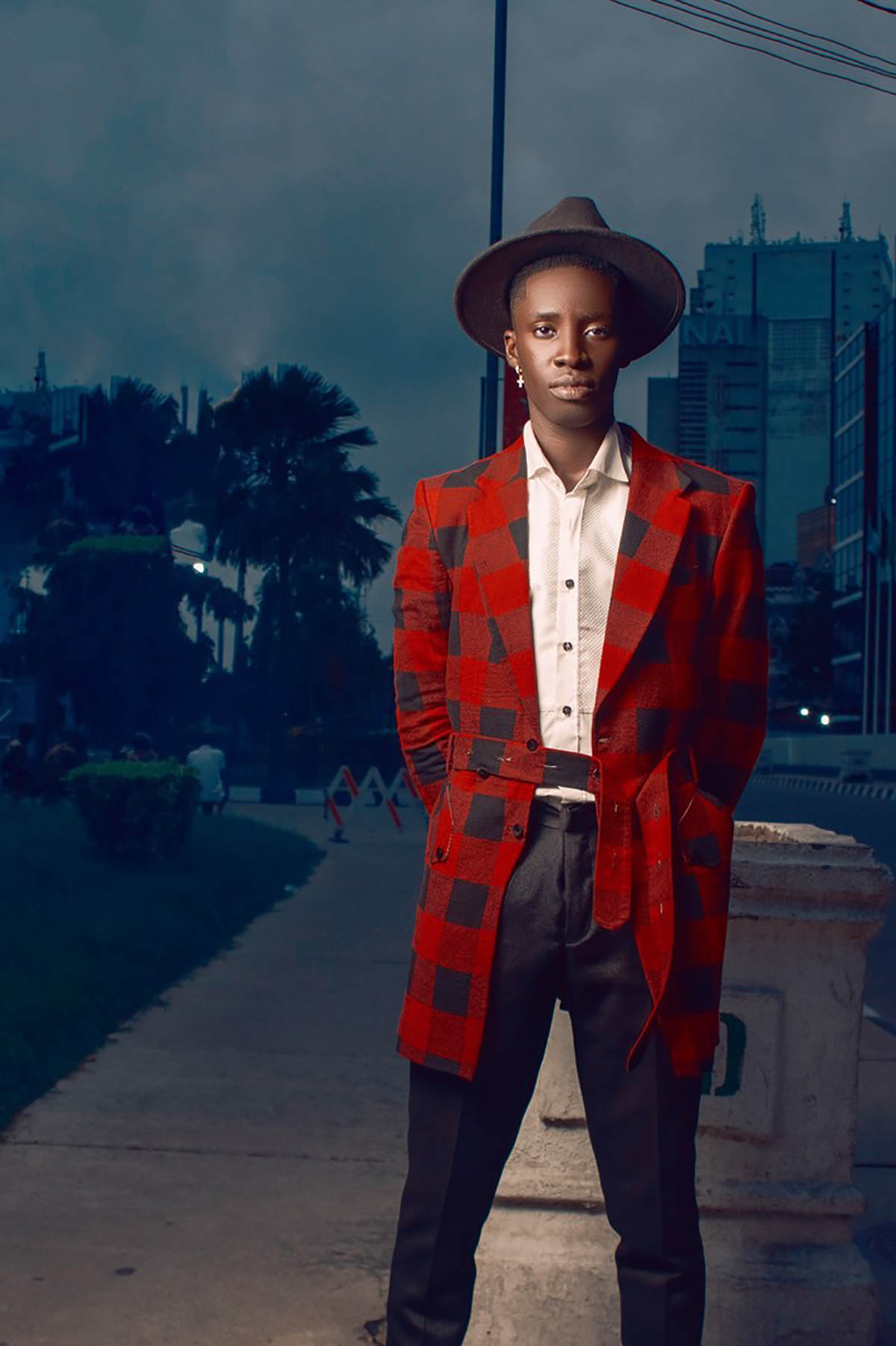 Unique Check Wedding Tuxedos 1 Piece Set Jacket Drawstring Button Men Suit Peaked Lapel Casual Party Suits Customized