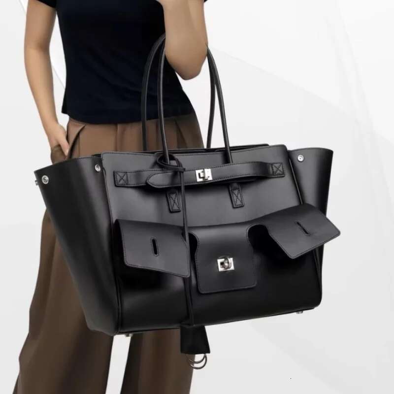 Designer Large Capacity Lock Tote Clutch Travel Genuine Leather Wing Handbag Female Shoulder dh1100029076 hot Bags Roomy Commuter Bag