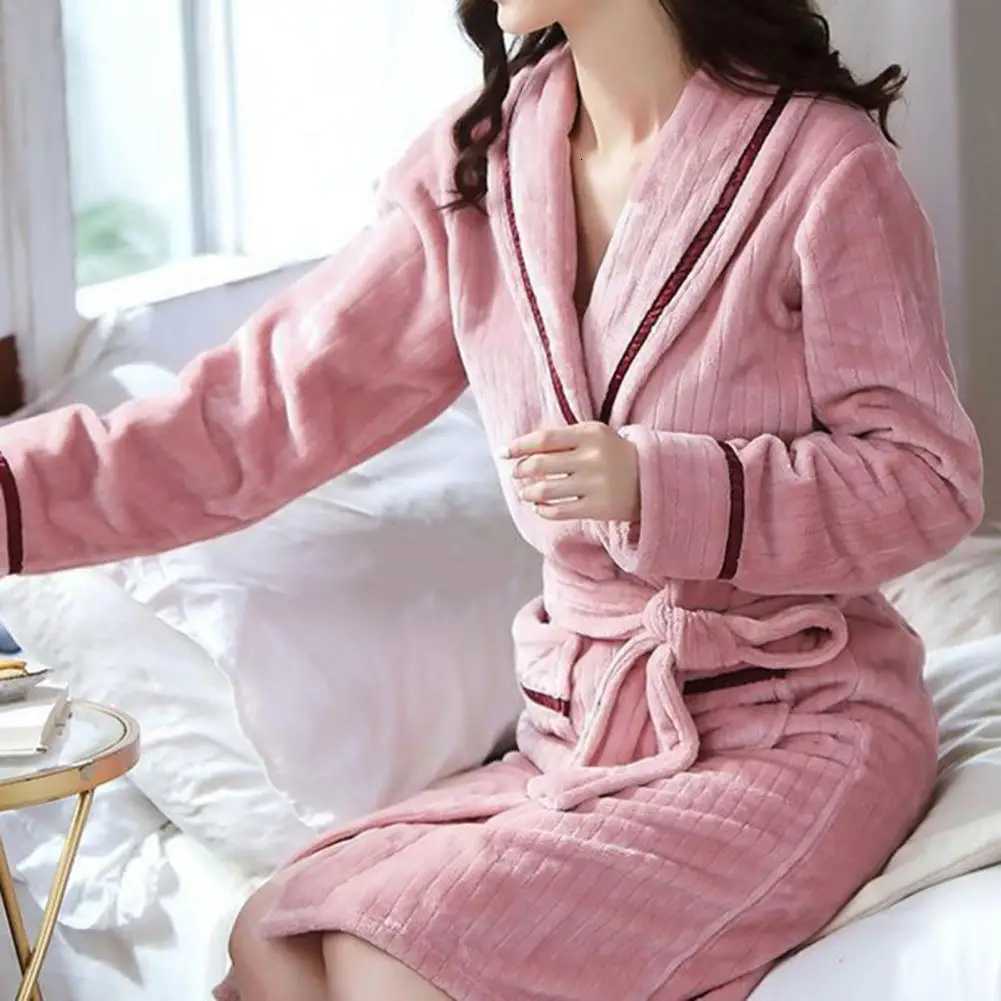 Thick Lounge Robe Womens Velvet Bathrobe Plush Hooded Robe Luxury Fluffy Warm Autumn Winter Nightgown Robe Sleepwear C251115