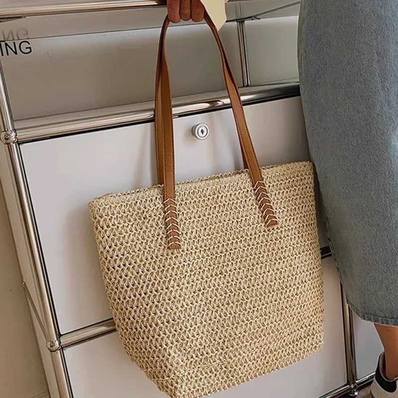 Womens large capacity shoulder bag summer grass basket womens handbag fashionable luxury designer beach bag Bali shopping bag W250415