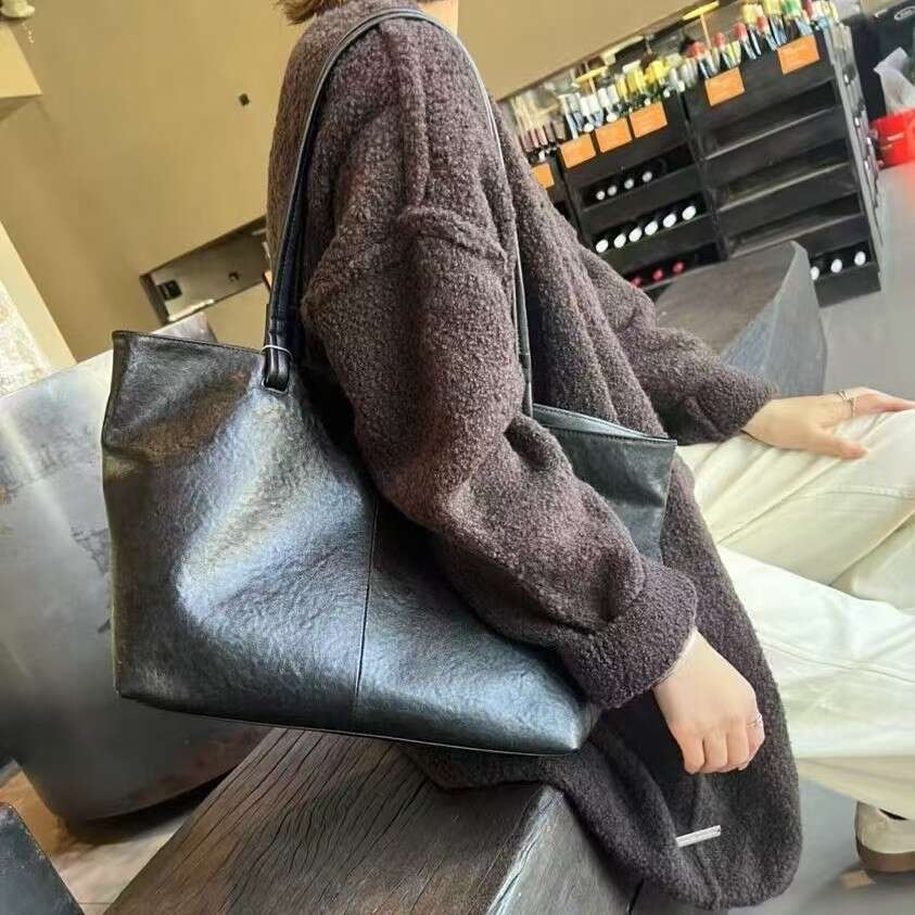 Mm Women's Bags Women's Tanned Cowhide, Simple Tote Commuting Shoulder Women's Large Capacity Computer Bag, High-Quality Genuine Leathe