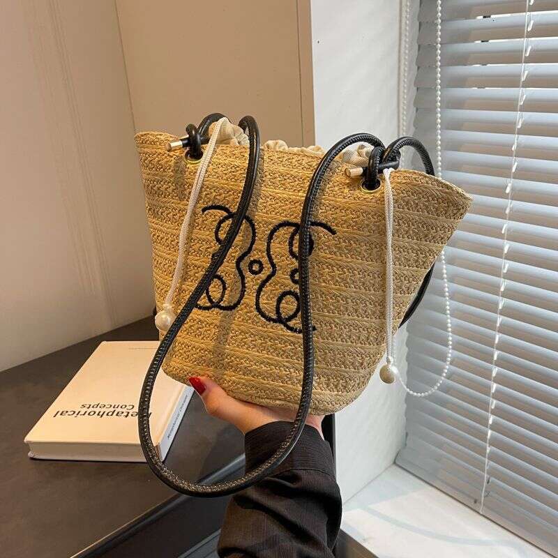 Handmade Beach Bag Forest Style Grass For Women 2024 New Trendy And Fashionable Texture Niche Underarm Woven Tote Bag Kq2