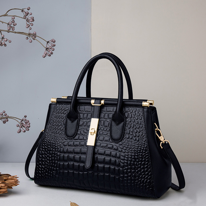 2025S Designer Real Leather Versatile Women S Middle Aged Mother Tote Bag New Fashionable And Atmospheric Top Layer Cowhide Handbag For Women