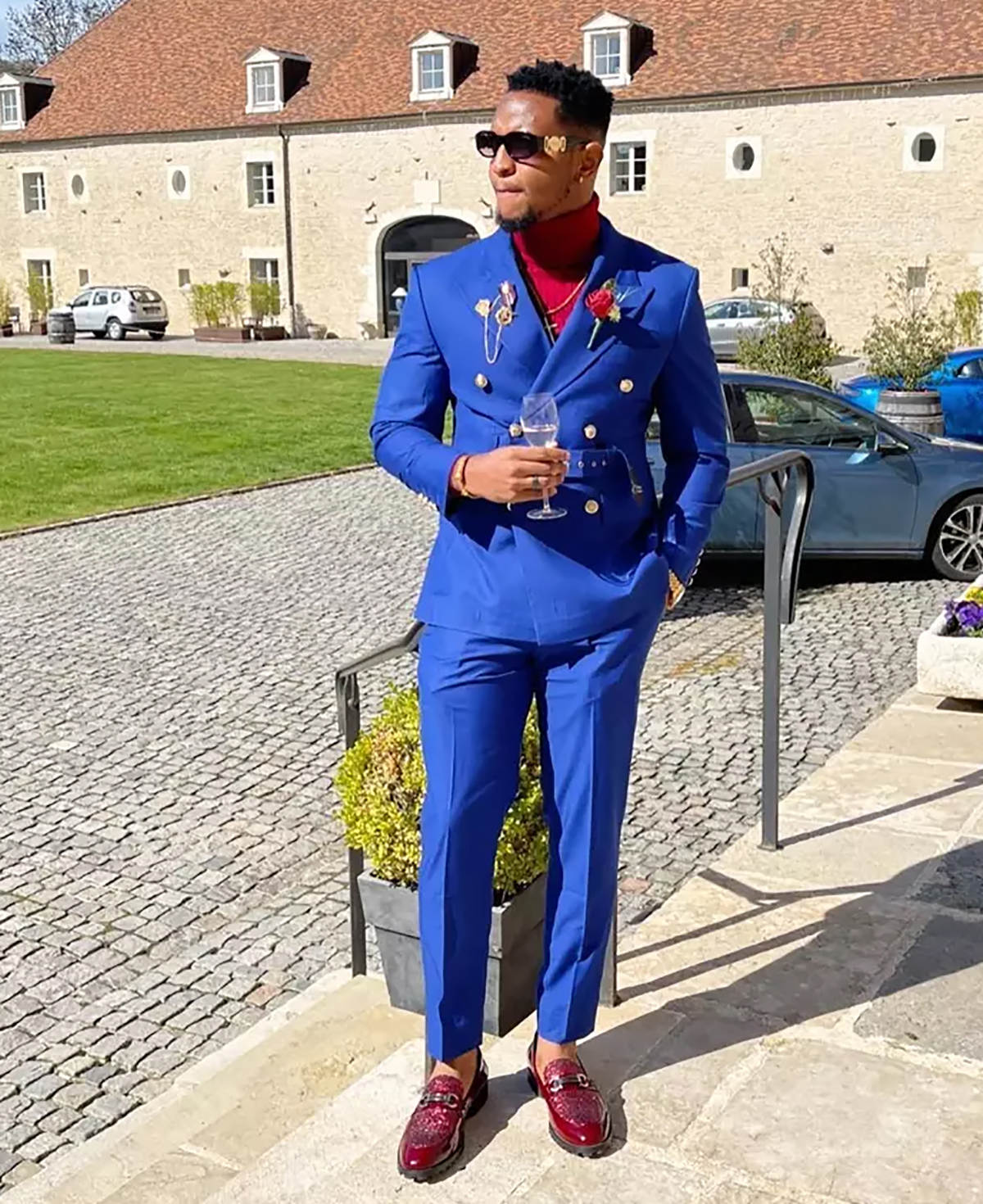 Formal Navy Wedding Tuxedos 2 Piece Set Jacket Pants Peaked Lapel Men Suit Double Breasted Groom Wear Party Suits Customized