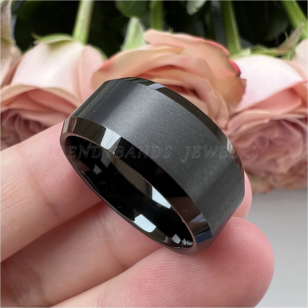 10mm Black Tungsten Carbide Ring for Men Women Fashion Engagement Wedding Band Beveled Edges Matte Finish Comfort Fit 250414
