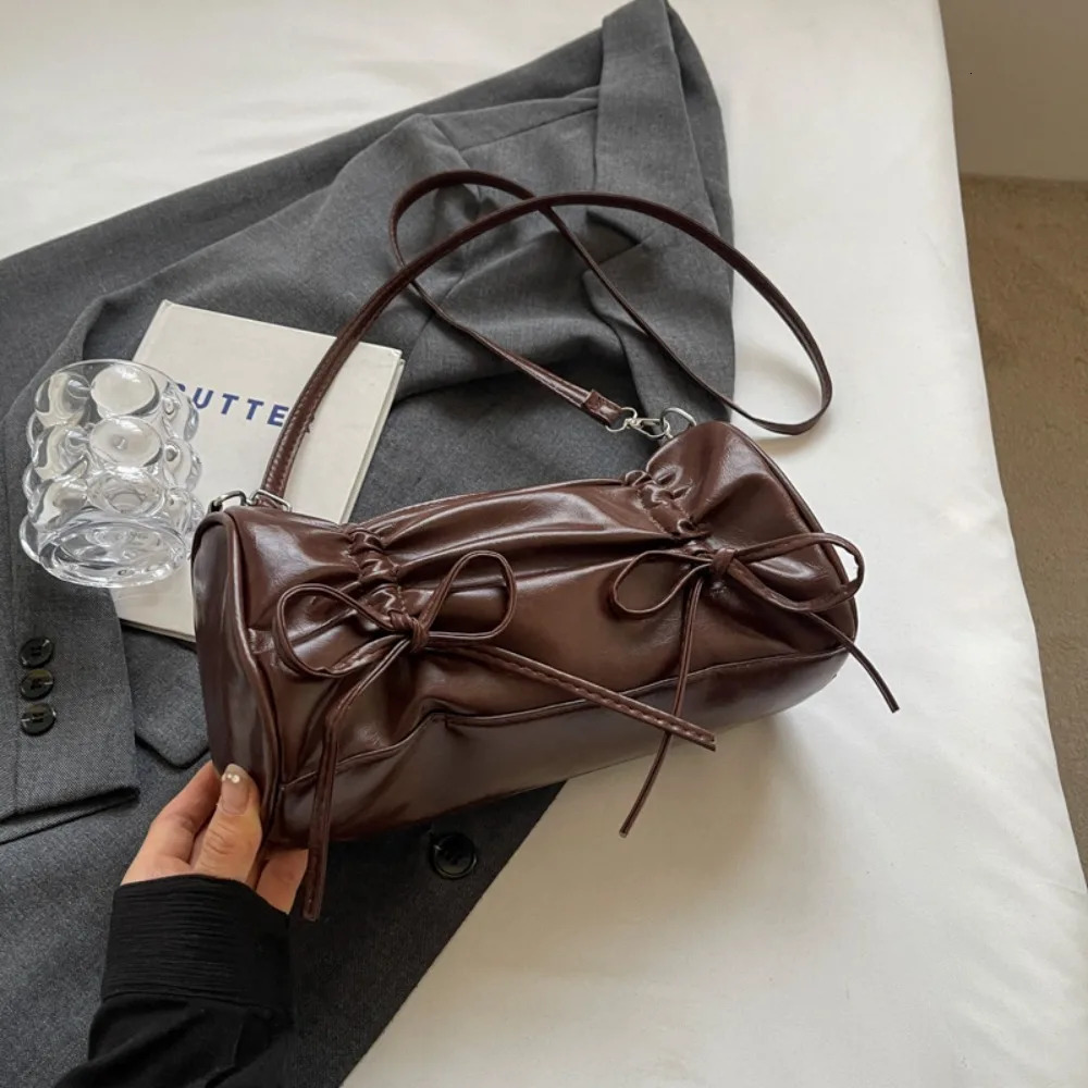 Home>Products>Fashion Butterfly Pillow Bag>Shoulder Bag>Leisure Messenger Bag>Leisure Messenger Bag 250410