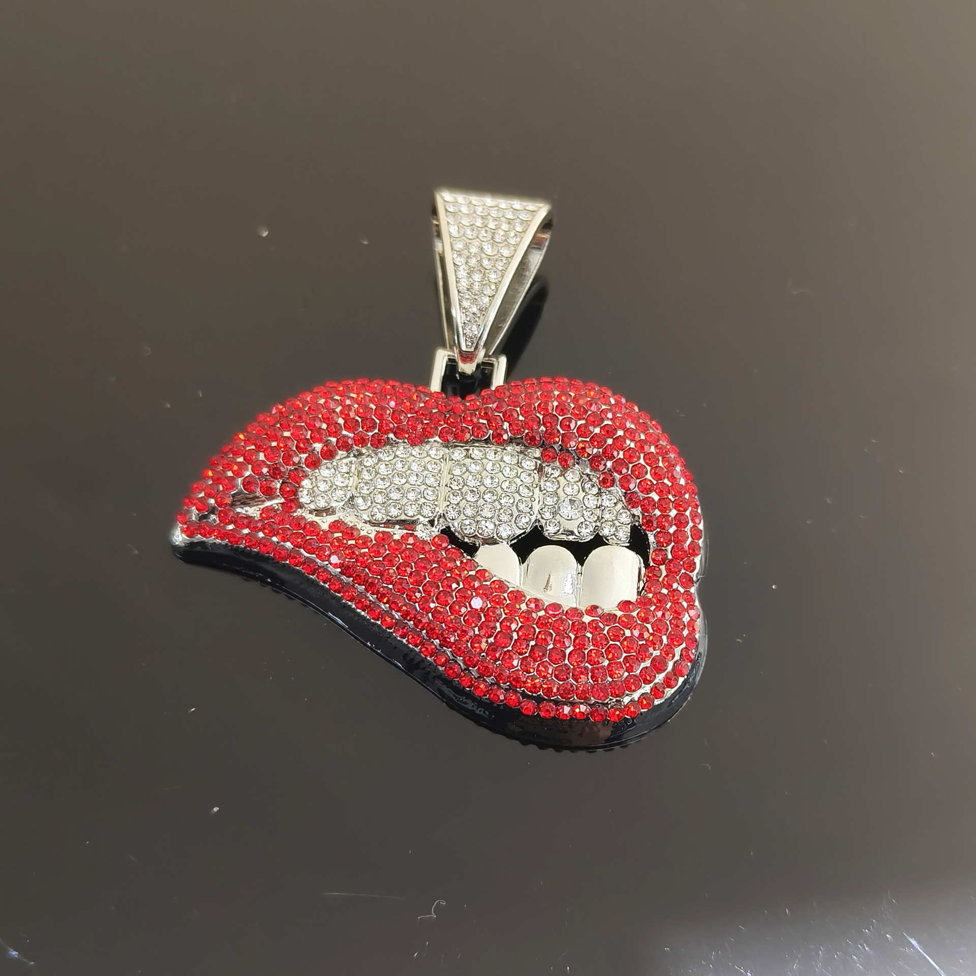 Iced Out Hip Hop Jewelry Necklace Bling Cubic Zirconia Lip Big Teeth Mouth Charms Chain Punk