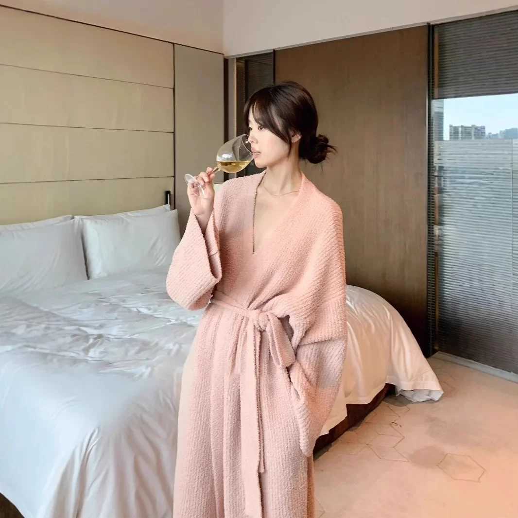 Korean Style Thickened Fleece Sleepwear Womens Winter New Style Plush Home Clothes Robe Nightgown Comfortable Underwear C251115