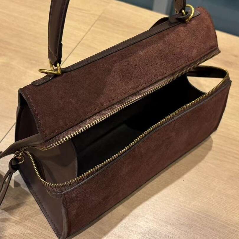 Mm Women's Bags Advanced Matte Leather Large Capacity Tote Handbag For Women, New Suede Versatile Commuting Single Shoulder Diagonal Cross Bag Tr