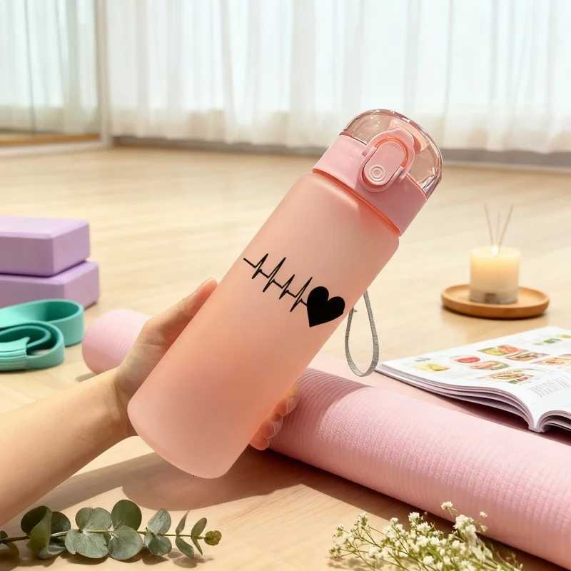 3D-Printed Heart-Themed Cup Vivid 3D Heart Texture 780ml Food-Grade PVC-Free Material Fade-Resistant with Matte FinishW251114