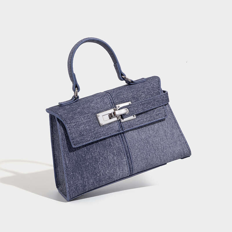 2025 new niche Trapezoidal Kelly Bag design large-capacity single-shoulder Bags crossbody ladies handheld small square bag