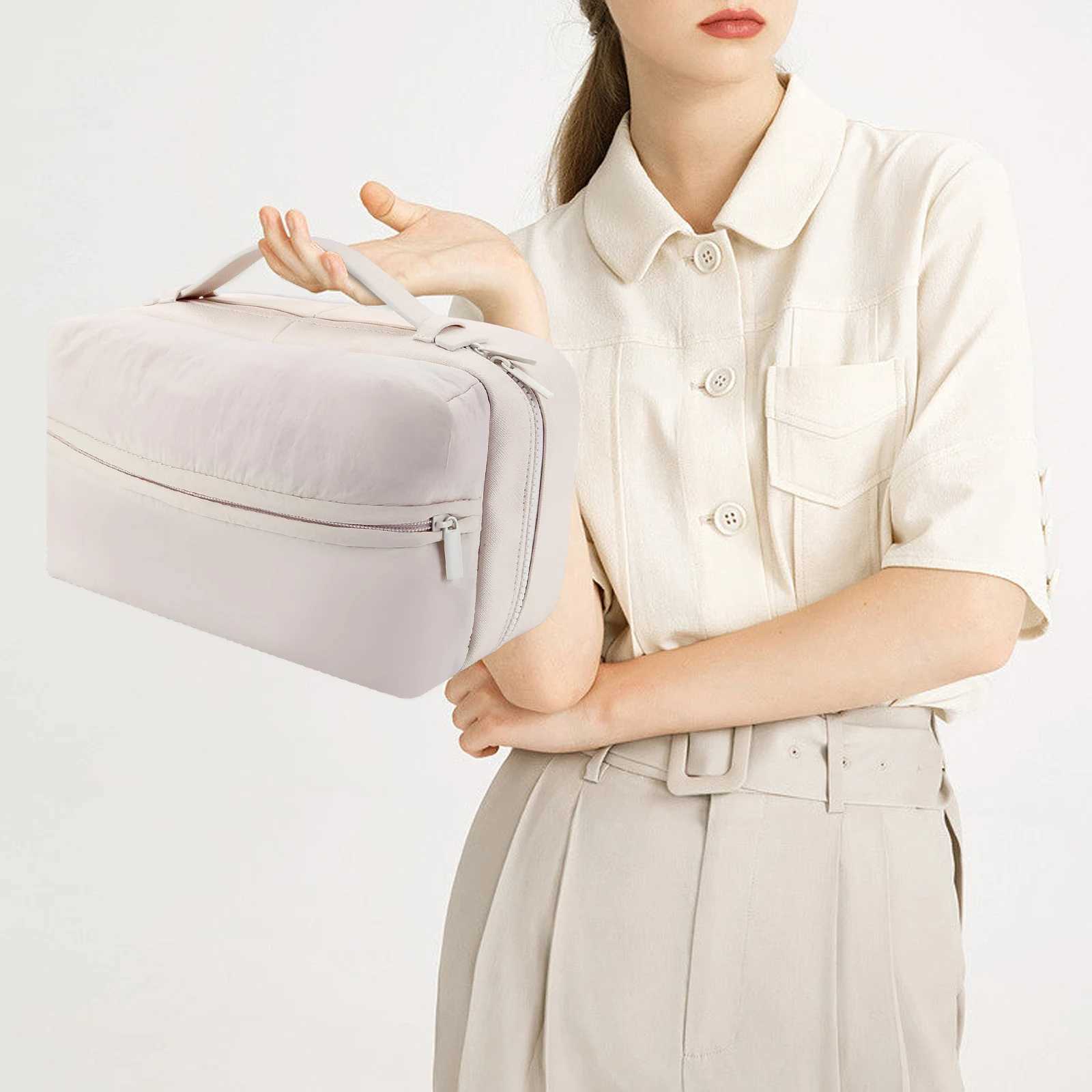 PU leather travel makeup bag with handle and pocket makeup organizer waterproof and fluffy suitable for bathroom accessory brushXJ250415