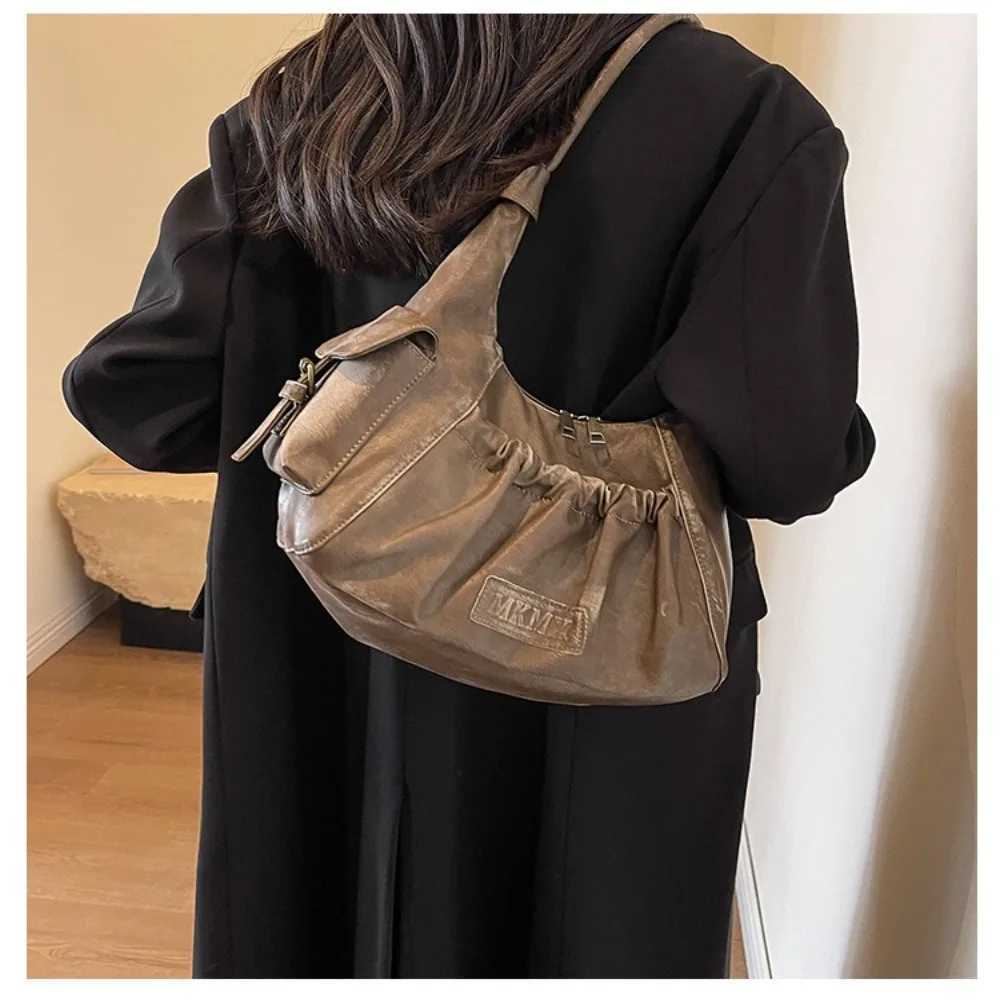 Retro Large Capacity Shoulder Bag Pleated Design Solid Color Hobo Bag Underarm Bag Women C251115