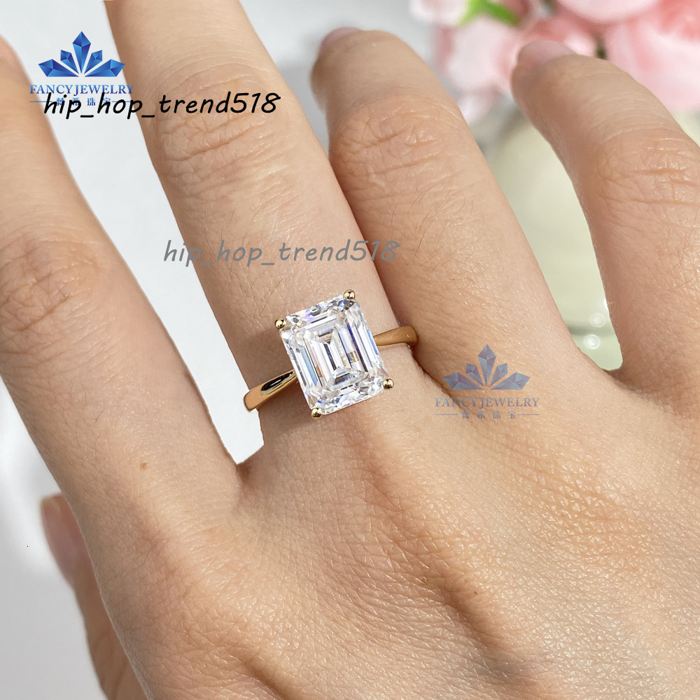 18K Solid Gold Womens Daily Jewelry 4CT Emerald Cut Moissanite Wedding Rings for Women