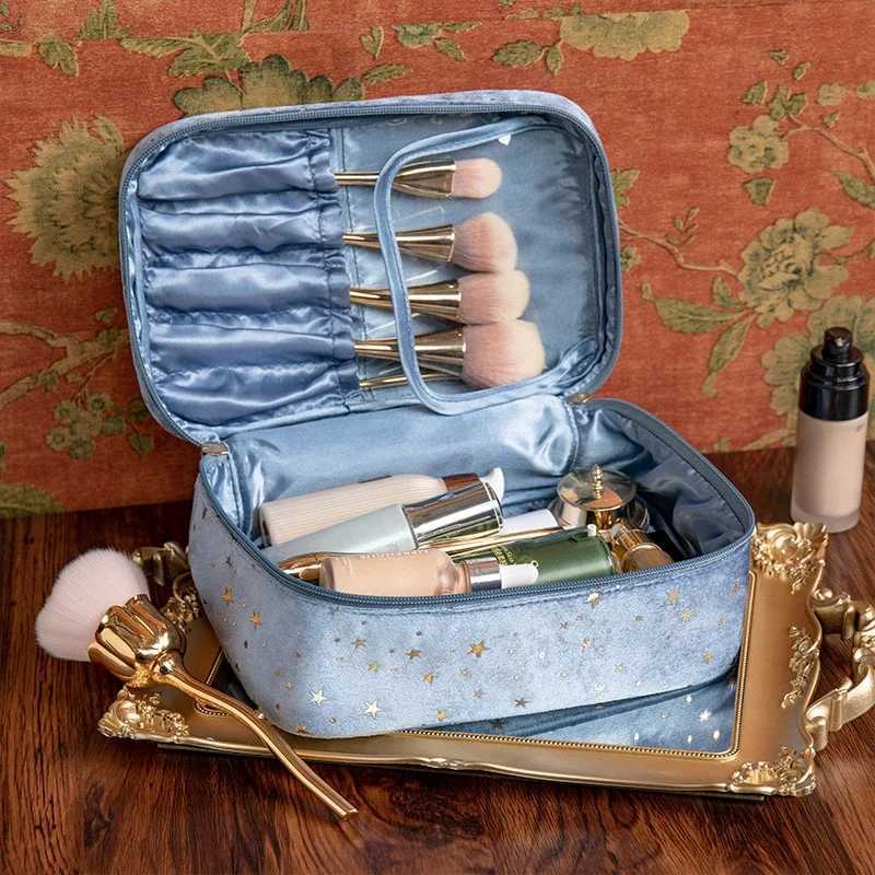 Portable travel small makeup bag flannel cosmetic storage bag handheld flannel womens large capacity starry sky cosmetic bagXJ250415