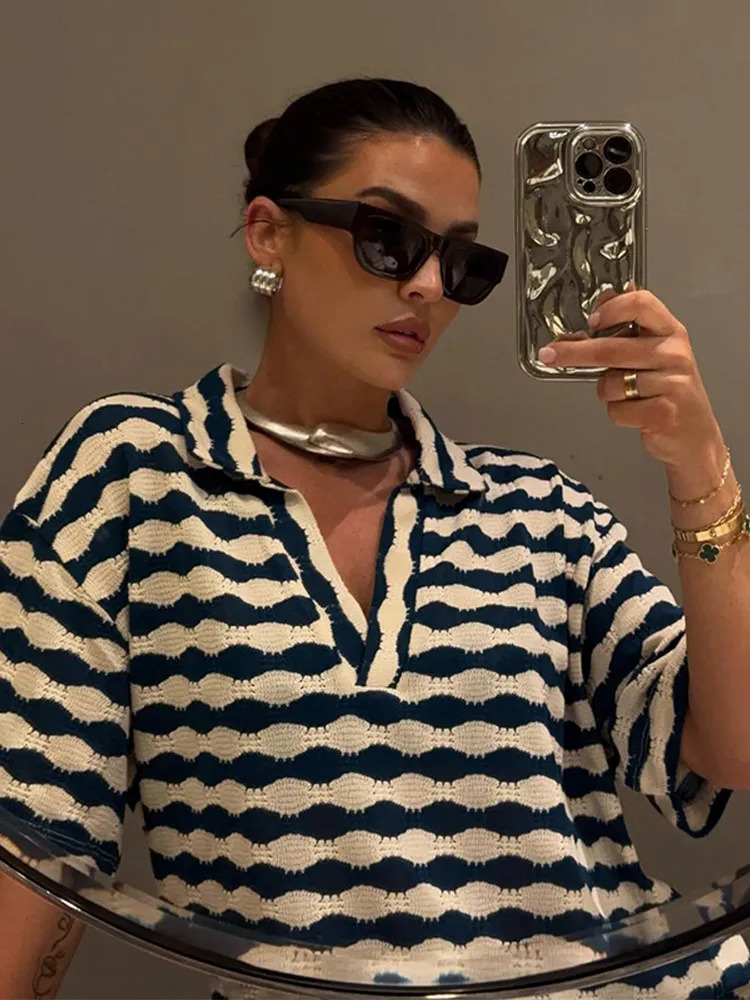 Striped pants womens set casual collar short sleeved T-shirt set loose waist wide leg pants womens set summer womens streetwear 250415