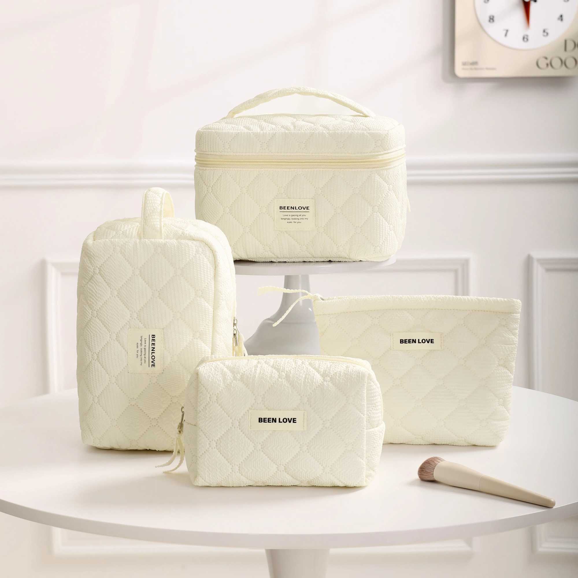 Womens Makeup Bag Quilting Womens Makeup Bag Portable Zipper Cosmetics Travel Organizer Womens HandbagXJ250415