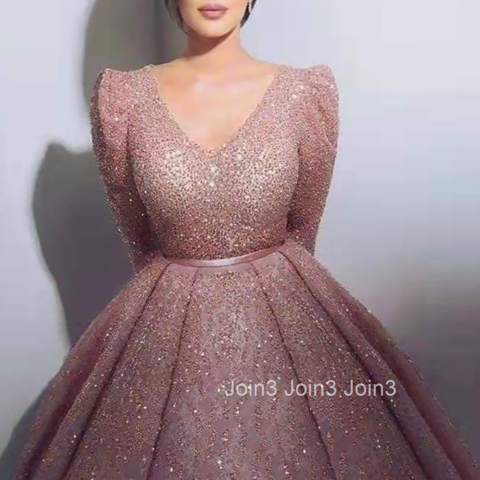 2025 Autumn and Winter New Womens Long Skirt Long Sleeved V-neck Gold Sprinkled Dress Lotus Root Powder Slim Fit Dress