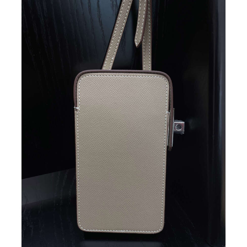 Mm Women's Bags Metal Buckle Phone Cowhide Crossbody Small High-End Texture Mini Women's Bag, Simple And Versatile Leather Backpack