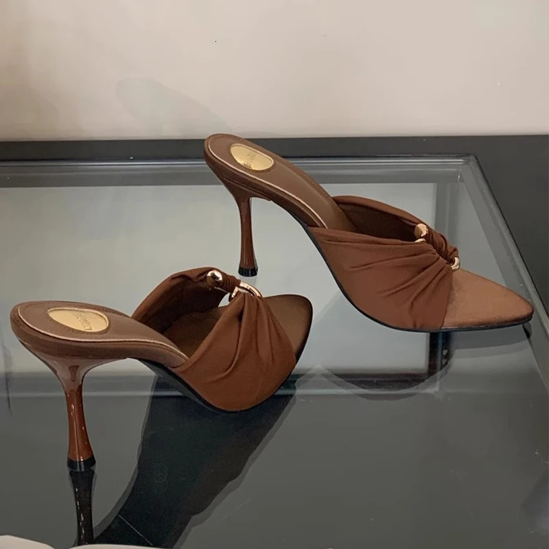 Womens slippers high heels fashionable and sexy pumps elegant womens sandals summer dresses sandals 250411