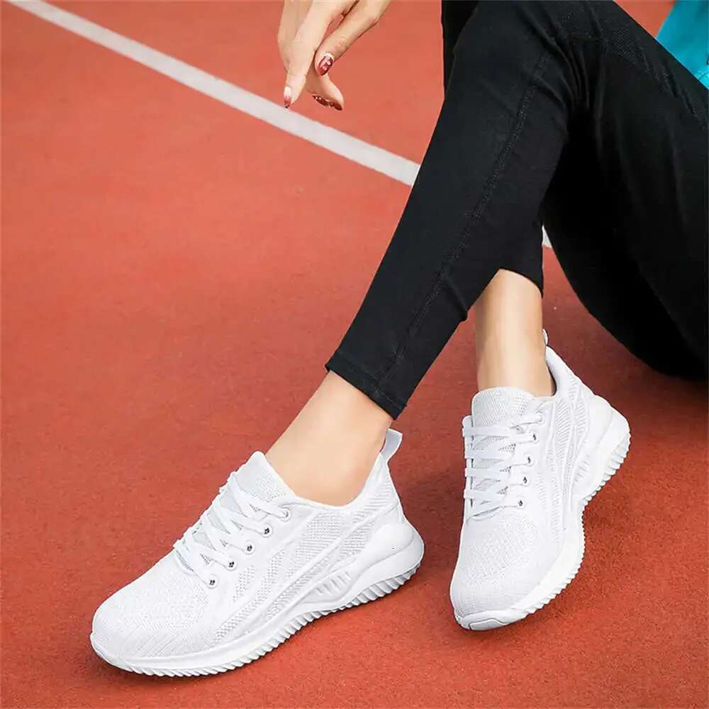 2025 Summer New Sports Shoes, Women's Designer Fashion Tennis Shoes