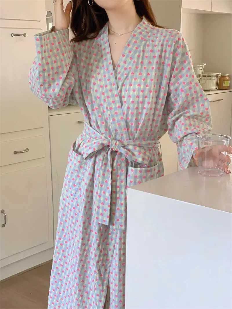 Women Robe V-Neck Sleepwear Heart Print Bathrobe Kimono Robes with Belt Korean Night Dress Bridesmaid Dressing One Piece Pajamas C251115