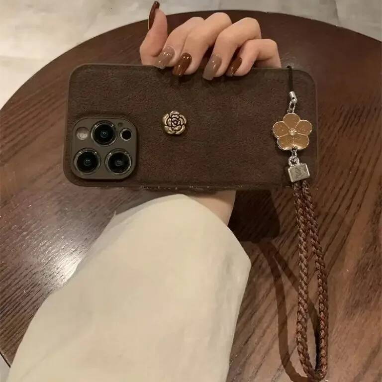 3D Camellia leather Phone Case For iPhone 17 17promax 16 16pro 15 Pro Max 14 13 12 11 16promax Shockproof Silicone Cover