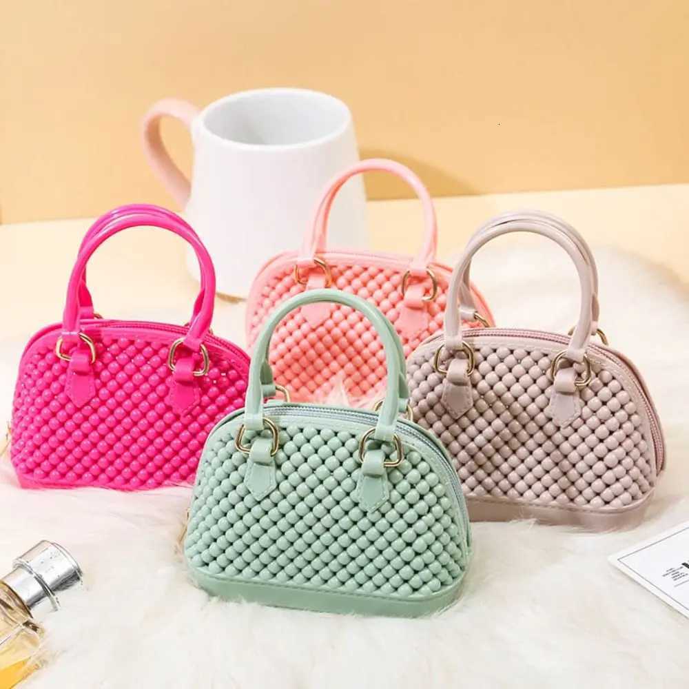 Trendy PVC Pearl Shell Bag Hand-held One Shoulder Crossbody Bag Chain Breathable Jelly Bag BeachW251115